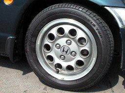 Photo - HONDA BEAT Aluminum Wheel