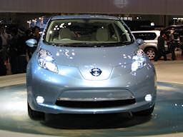 Photo - NISSAN LEAF Front-view